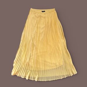 VINTAGE Mix Nouveau Canary Yellow Pleated Lined Skirt